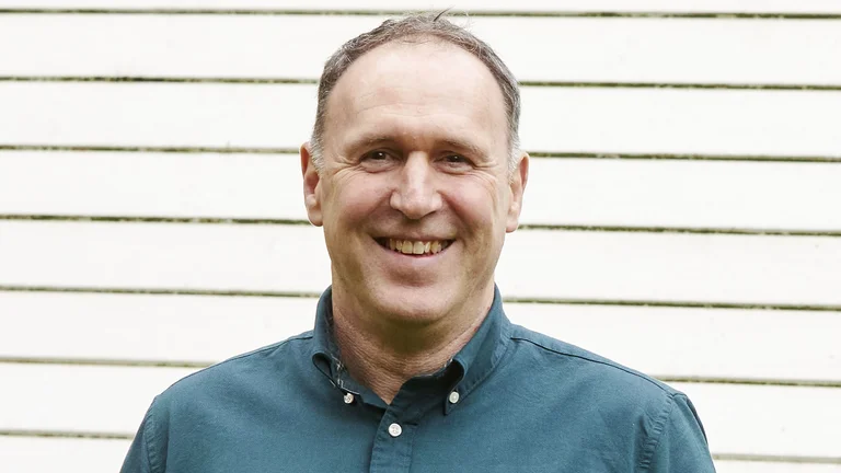 Dr David Tudor